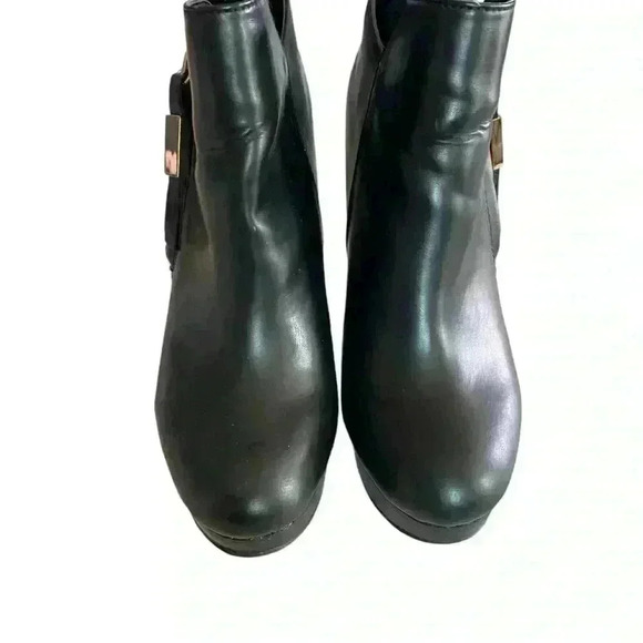 Aldo Black Platform Booties Size 6 1/2 - Picture 5 of 5